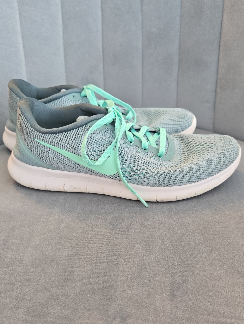 Nike Free RN Running Shoes, Women's Size 8.5